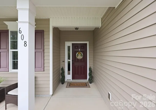 image of 608 Augustus Ln, Mount Holly, NC 28120 | MLS# 4410150