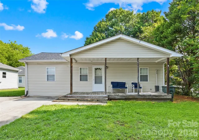 1st image of 2104 Court Dr, Gastonia, NC 28054 | MLS# 4410155