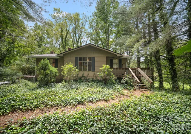 Photo 1 of Single family home for sale at 649 Monte Vista Rd, Candler, NC 28715 | MLS# 4410166 | Listing updated on 2026-08-18