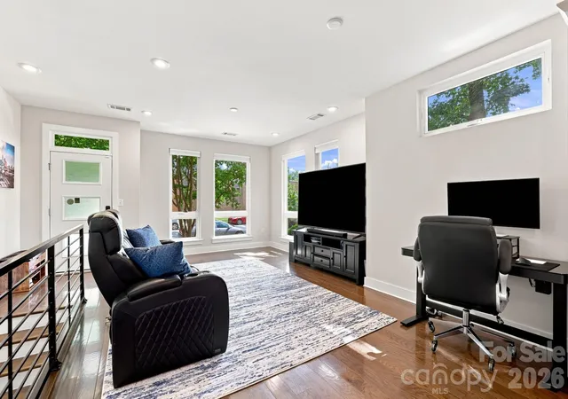 Photo 3 of Townhouse for sale at 2860 Youngblood St, Charlotte, NC 28203 | MLS# 4410170 | Listing updated on 2026-09-28