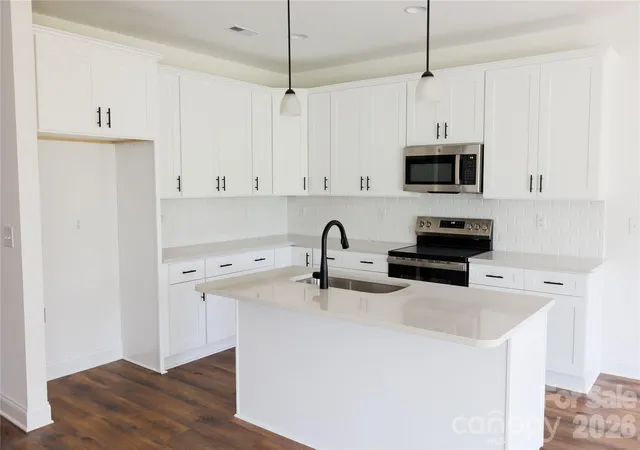 Photo 3 of Townhouse for sale at 130c Deer Brk Dr, Shelby, NC 28150 | MLS# 4410189 | Listing updated on 2026-09-21