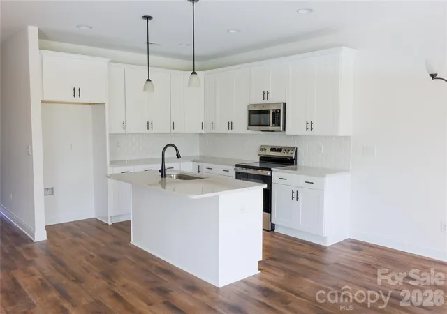 Photo 4 of Townhouse for sale at 130c Deer Brk Dr, Shelby, NC 28150 | MLS# 4410189 | Listing updated on 2026-09-21