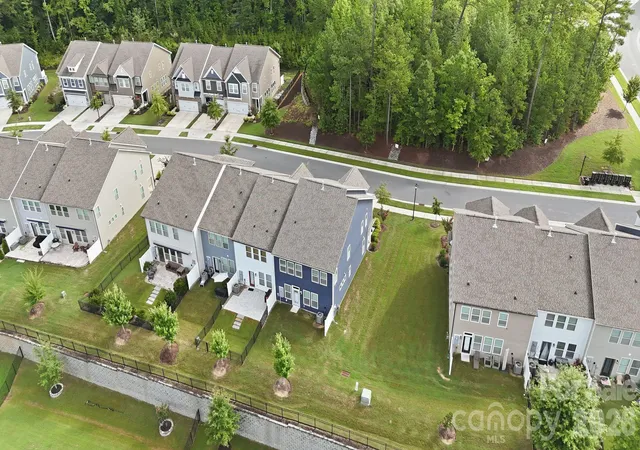 Photo 2 of Townhouse for sale at 3015 Patchwork Ct, Fort Mill, SC 29708 | MLS# 4410196 | Listing updated on 2026-10-20