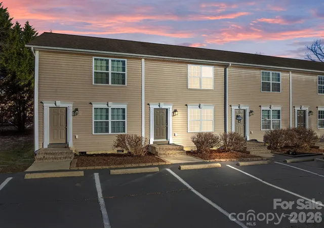 1st image of 2 Meadow Glen Dr, Fletcher, NC 28732 | MLS# 4410204