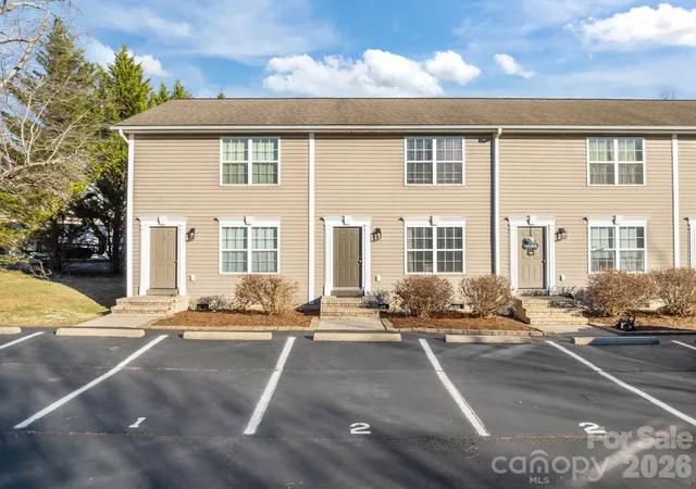 2nd image of 2 Meadow Glen Dr, Fletcher, NC 28732 | MLS# 4410204