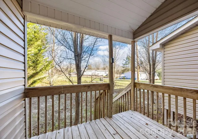5th image of 2 Meadow Glen Dr, Fletcher, NC 28732 | MLS# 4410204