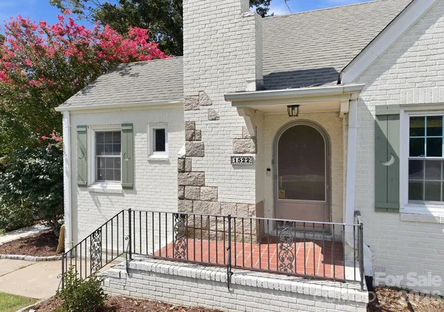 2nd image of 1522 Mooresville Rd, Salisbury, NC 28147 | MLS# 4410216