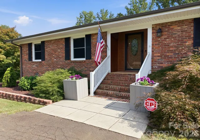 2nd image of 1285 Patterson St, China Grove, NC 28023 | MLS# 4410230