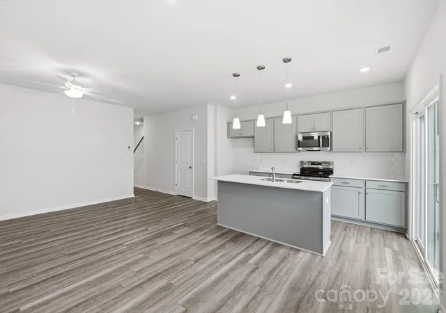 Photo 3 of Townhouse for sale at 6336 Abelia Ave, Charlotte, NC 28269 | MLS# 4410242 | Listing updated on 2026-08-09