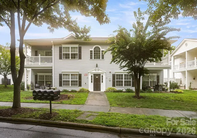 Photo 2 of Condo for sale at 21622 Aftonshire Dr, Cornelius, NC 28031 | MLS# 4410246 | Listing updated on 2026-09-14
