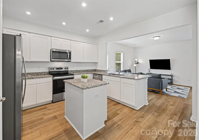 2nd image of 11012 Wickenden Wy, Charlotte, NC 28214 | MLS# 4410250