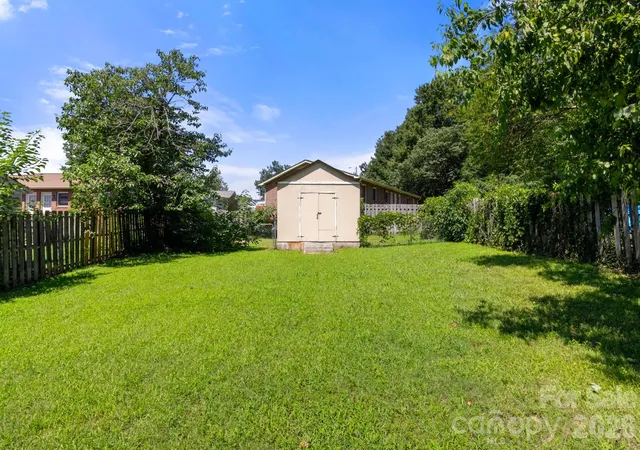 29th image of 609 S Oak St, Gastonia, NC 28054 | MLS# 4410265