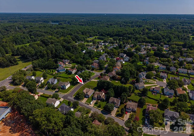 24th image of 11132 Chastain Parc Dr, Charlotte, NC 28216 | MLS# 4410267