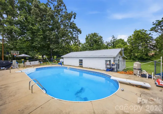 25th image of 302 Charlotte St, Alexis, NC 28006 | MLS# 4410276