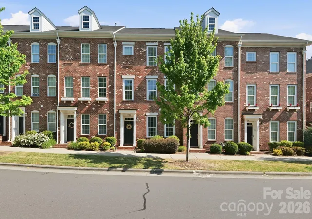 Photo 1 of Townhouse for sale at 9122 Oban Psge Dr, Charlotte, NC 28273 | MLS# 4410306 | Listing updated on 2026-08-24
