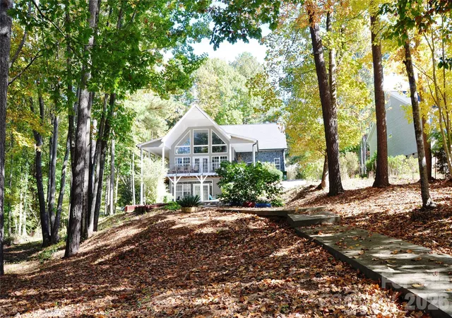 2nd image of 3645 Lake Bluff Dr, Sherrills Ford, NC 28673 | MLS# 4410321