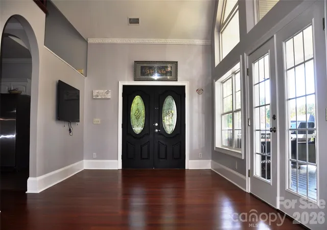 Photo 2 of Single family home for sale at 3645 Lake Blf Dr, Sherrills Ford, NC 28673 | MLS# 4410321 | Listing updated on 2026-08-02