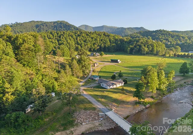 2nd image of 1372 & 1370 Barnardsville Hwy, Barnardsville, NC 28709 | MLS# 4410325