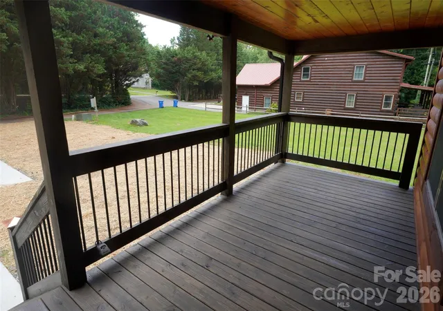 Photo 3 of Single family home for sale at 616 Twinbrook Ln, Maggie Valley, NC 28751 | MLS# 4410327 | Listing updated on 2026-08-07