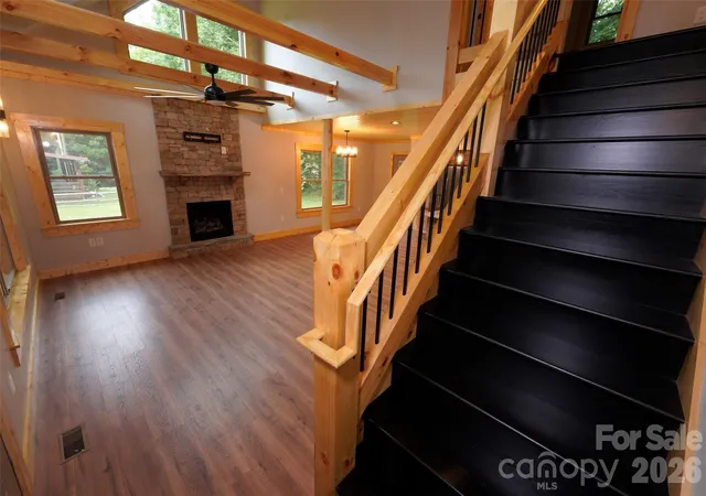 Photo 4 of Single family home for sale at 616 Twinbrook Ln, Maggie Valley, NC 28751 | MLS# 4410327 | Listing updated on 2026-10-19
