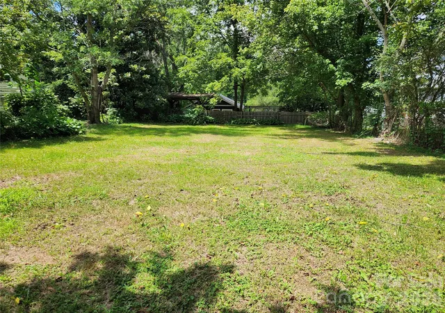 3rd image of 198 Fayetteville St #82, Asheville, NC 28806 | MLS# 4410334