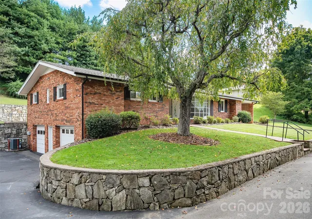 Photo 3 of Single family home for sale at 62 W Haywood Dr, Canton, NC 28716 | MLS# 4410341 | Listing updated on 2026-09-08