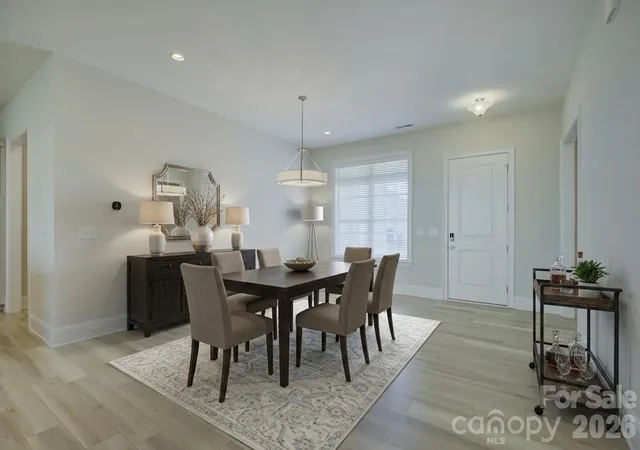 5th image of 82105 Standing Oak Dr, Charlotte, NC 28278 | MLS# 4410343