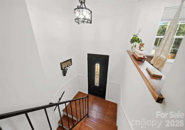 5th image of 4536 Kings Cir, Hickory, NC 28602 | MLS# 4410354