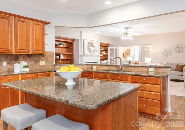 Photo 3 of Sale Pending at 49108 Gladiolus St, Fort Mill, SC 29707 | MLS# 4410355 | Listing updated on 2026-10-19