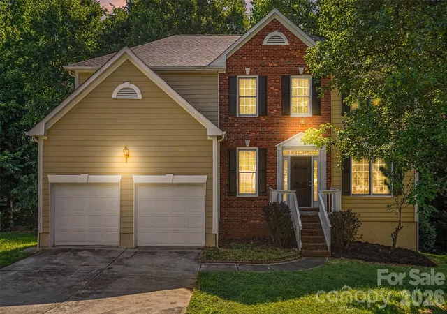 Photo 3 of Single family home for sale at 7731 Beaker Ct, Charlotte, NC 28269 | MLS# 4410357 | Listing updated on 2026-08-13