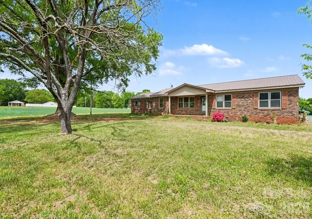 Photo 2 of Single family home for sale at 8340 Plank Rd, Norwood, NC 28128 | MLS# 4410374 | Listing updated on 2026-08-25