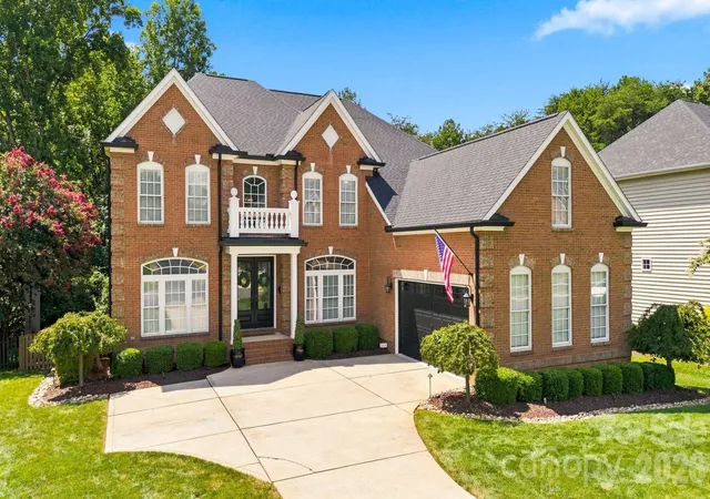Photo 1 of Single family home for sale at 19000 Southport Dr, Cornelius, NC 28031 | MLS# 4410388 | Listing updated on 2026-08-14