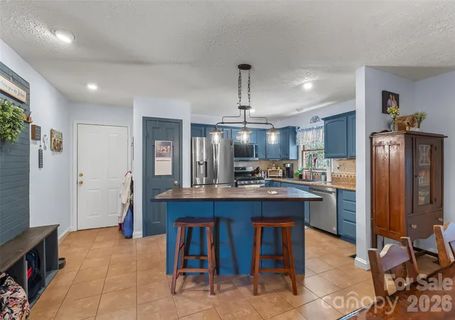 Photo 4 of Single family home for sale at 313 Springwood Dr NE, Valdese, NC 28690 | MLS# 4410397 | Listing updated on 2026-10-02