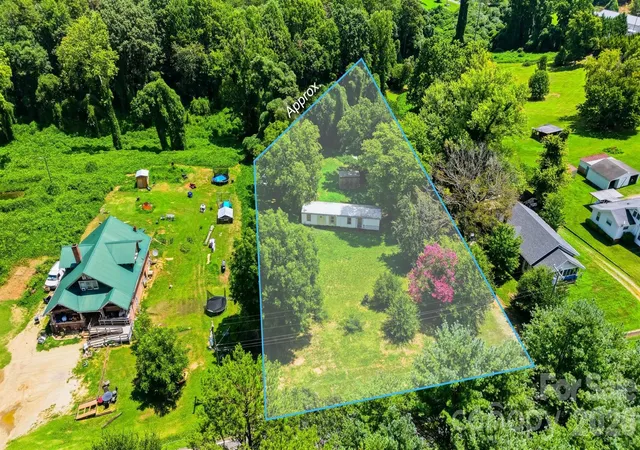1st image of 136 South Main St, Granite Falls, NC 28630 | MLS# 4410400