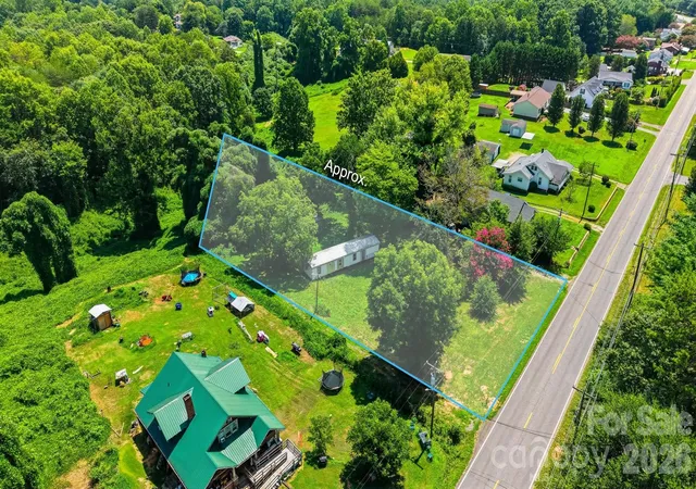 2nd image of 136 South Main St, Granite Falls, NC 28630 | MLS# 4410400