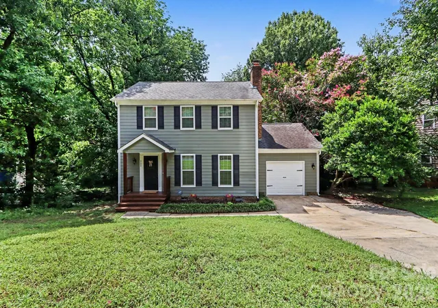 Photo 1 of Single family home for sale at 2132 Killarney Pl, Charlotte, NC 28262 | MLS# 4410407 | Listing updated on 2026-08-27