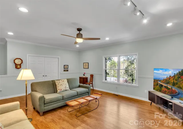 Photo 4 of Single family home for sale at 132 Aldersgate Rd, Waynesville, NC 28786 | MLS# 4410422 | Listing updated on 2026-08-18
