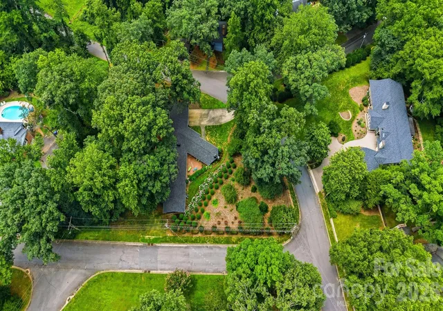5th image of 120 Woodland Dr, Morganton, NC 28655 | MLS# 4410426