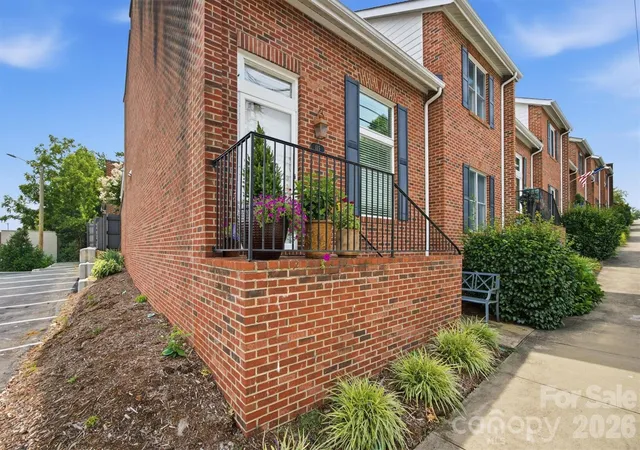 3rd image of 115 W Meeting St, Morganton, NC 28655 | MLS# 4410431