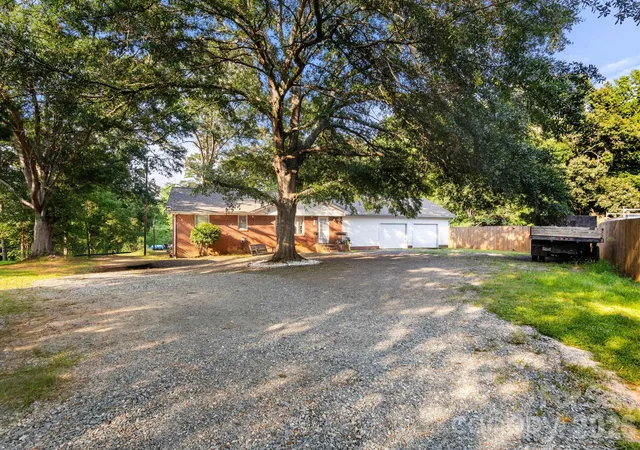 2nd image of 314 Laurel Hill Rd, Fort Mill, SC 29707 | MLS# 4410458