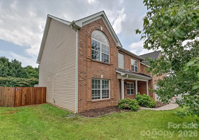 3rd image of 7648 Natalie Commons Dr, Denver, NC 28037 | MLS# 4410464