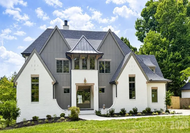 Photo 1 of Single family home for sale at 331 Wingrave Dr, Charlotte, NC 28270 | MLS# 4410468 | Listing updated on 2026-08-29