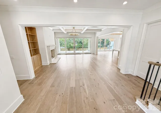 Photo 4 of Single family home for sale at 331 Wingrave Dr, Charlotte, NC 28270 | MLS# 4410468 | Listing updated on 2026-08-29