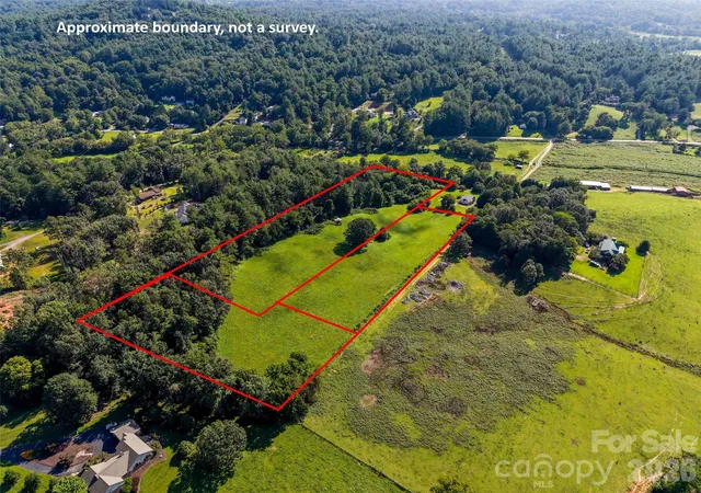 Photo 3 of Land for sale at 99999 Farm Hills Ln, Fletcher, NC 28732 | MLS# 4410473 | Listing updated on 2026-10-03