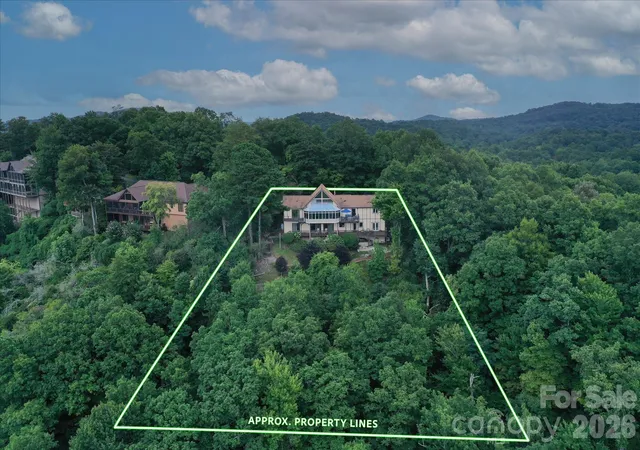 Photo 4 of Single family home for sale at 2484 Connestee Trl, Brevard, NC 28712 | MLS# 4410483 | Listing updated on 2026-08-10