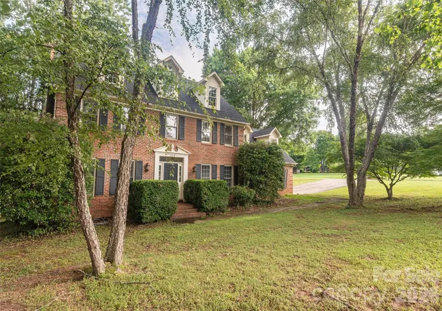 3rd image of 102 Ridgeview Dr, Rutherfordton, NC 28139 | MLS# 4410486