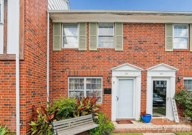 1st image of 1300 Larchmont Pl #303, Salisbury, NC 28144 | MLS# 4410490