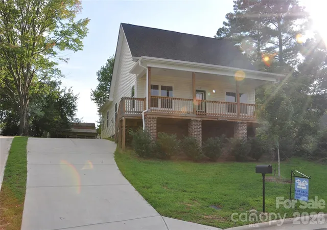 2nd image of 331 Nesbit Ave, Mooresville, NC 28115 | MLS# 4410492