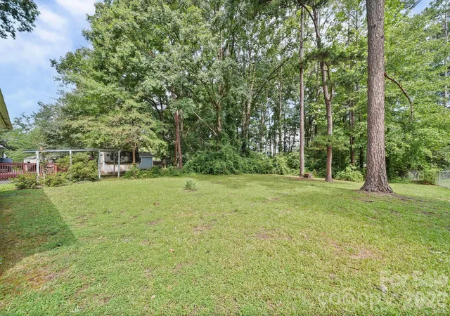 4th image of 906 E 10Th Ave #5, Gastonia, NC 28054 | MLS# 4410520