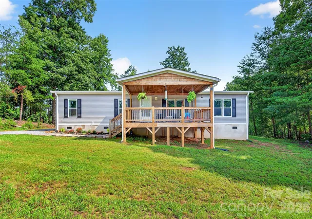 1st image of 248 Chestnut Oak Forest Dr, Nebo, NC 28761 | MLS# 4410533
